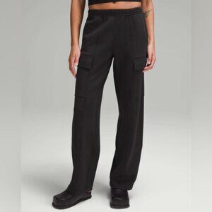Lululemon NWOT Cotton-Blend Double-Knit Mid-Rise Cargo Pant Black